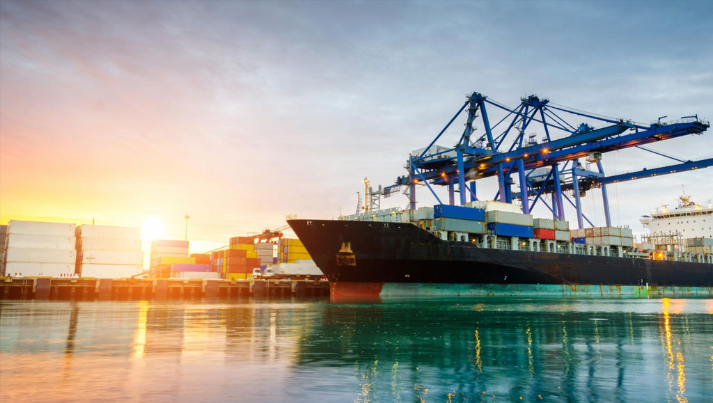 Emissions-free port stays